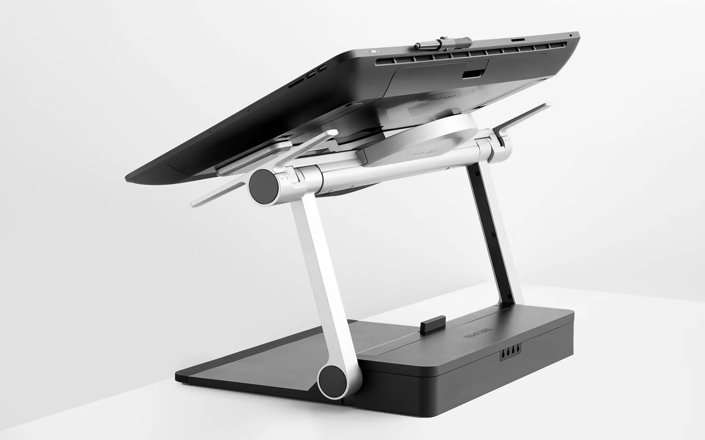 Wacom Cintiq Pro 24 Ergo Stand