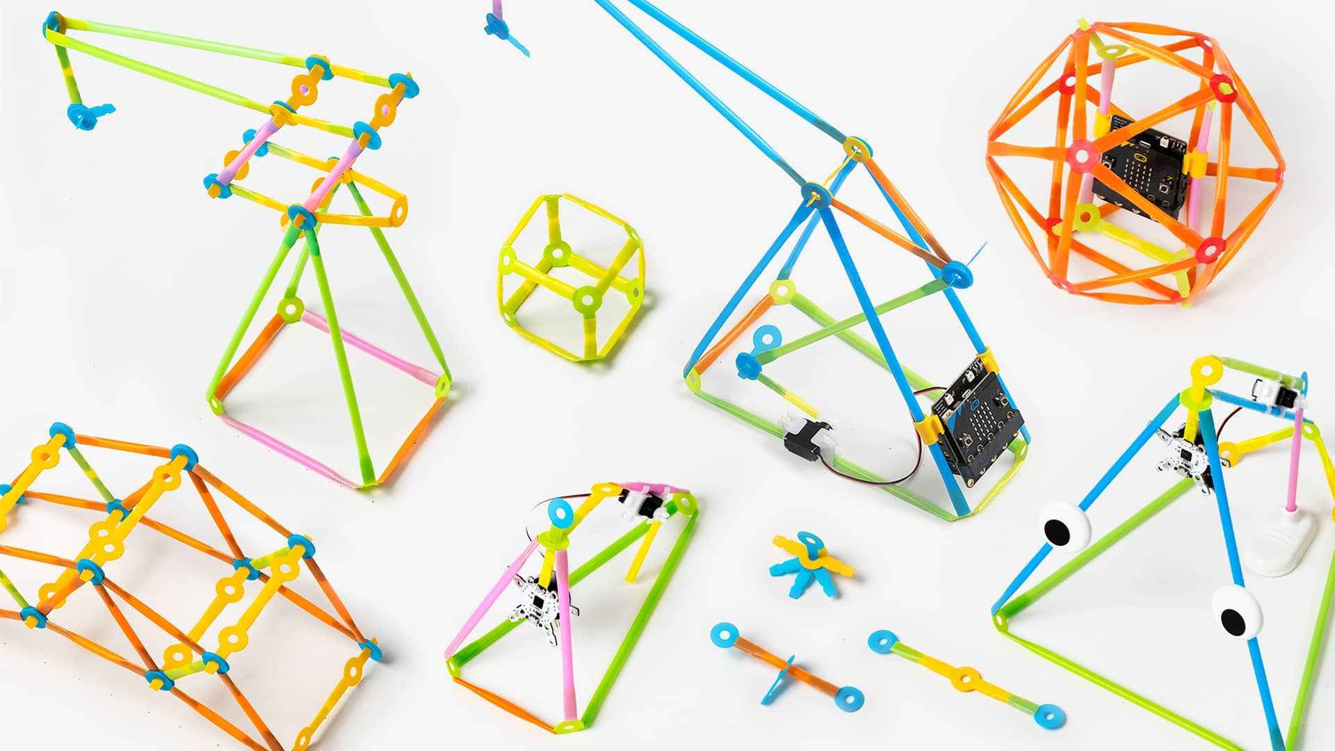 Strawbees Structures Exploring the Strawbees Classroom Solution – Ready2STEM