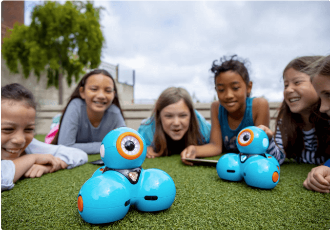 Dash and Dot Tech Center Pack